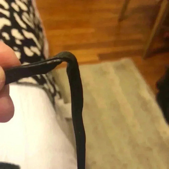 Whiting & Davis black mesh shoulder bag. - Picture 8 of 8